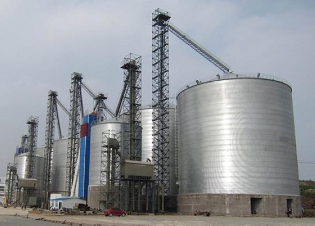 临沧大型钢板库构造参数及水泥储存质量